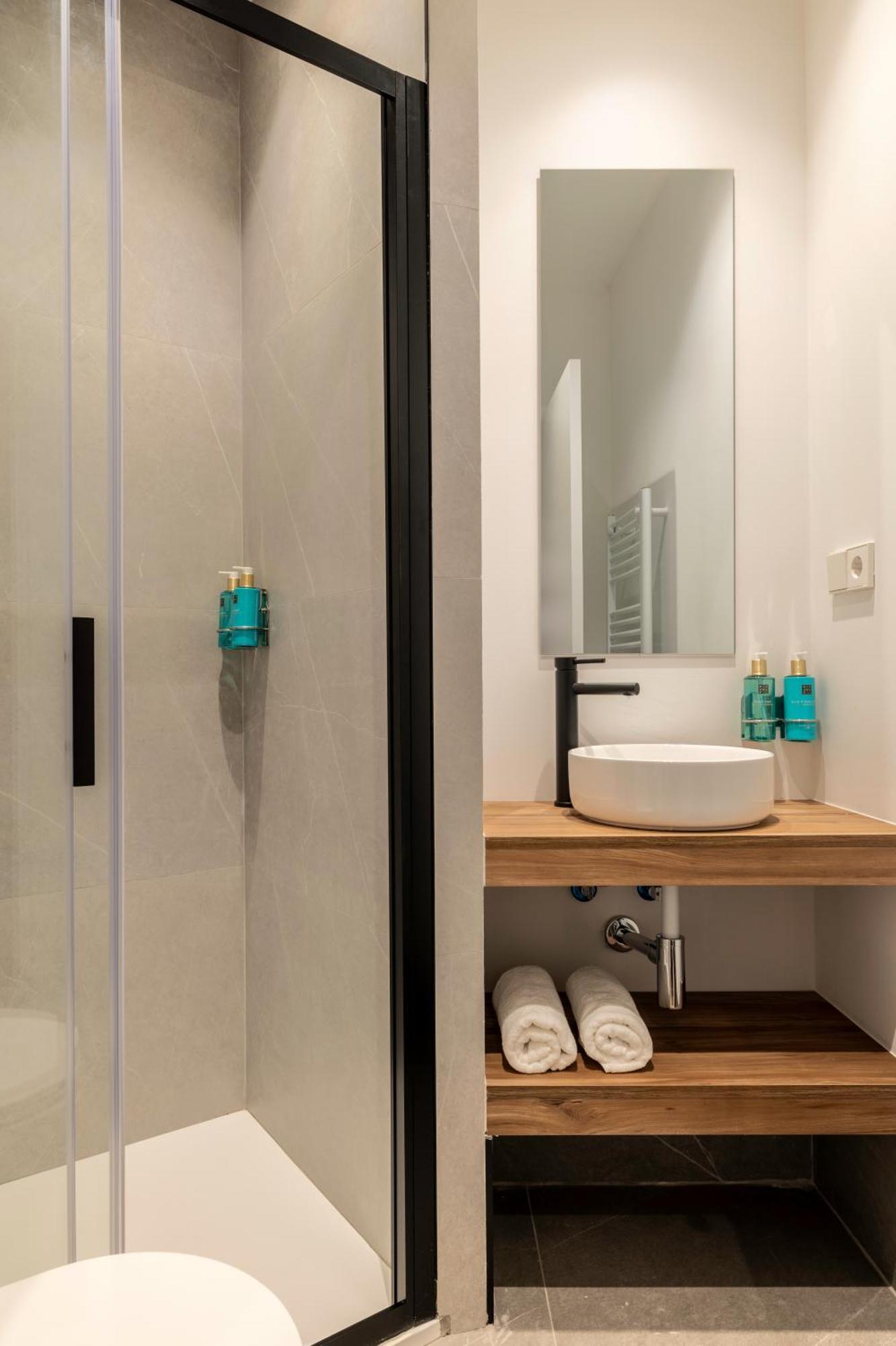 New Designed Flat 3 Bedrooms 2 Showers Madrid Exterior photo